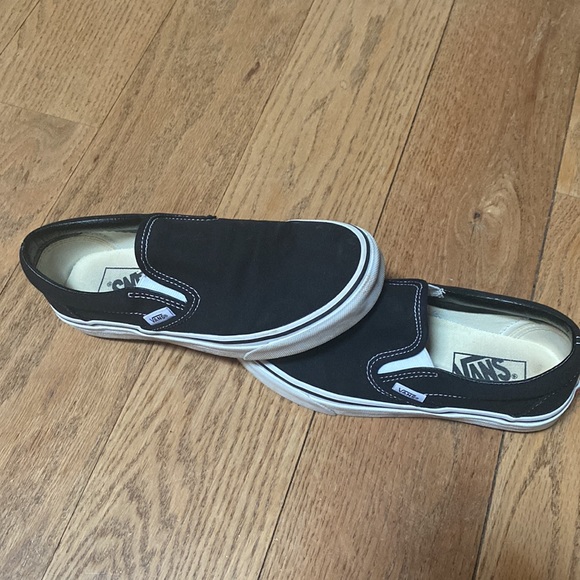 Black Slip On Vans - Picture 2 of 4